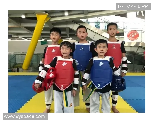 专访羽毛球教练黄军揭秘成功秘诀与训练心得 专访羽毛球教练黄军揭秘成功秘诀与训练心得