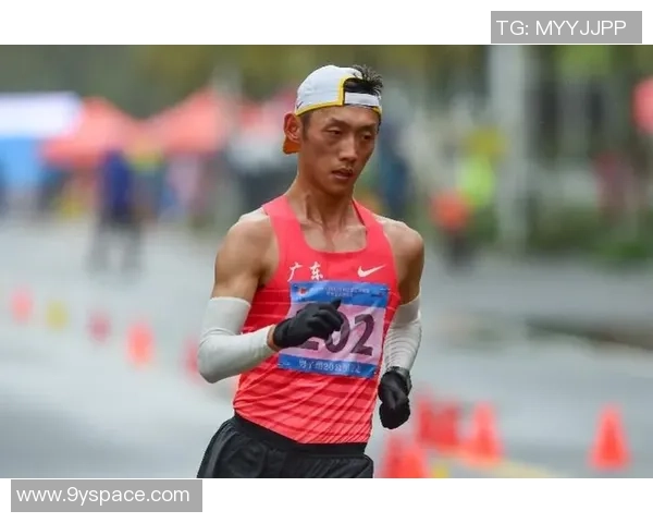 乒乓球战术解析：揭秘北京乒乓球队的盯防策略与训练方法