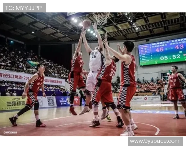 深圳篮球队在城市联赛中的灵活性表现分析与点评 深圳篮球队在城市联赛中的灵活性表现分析与点评